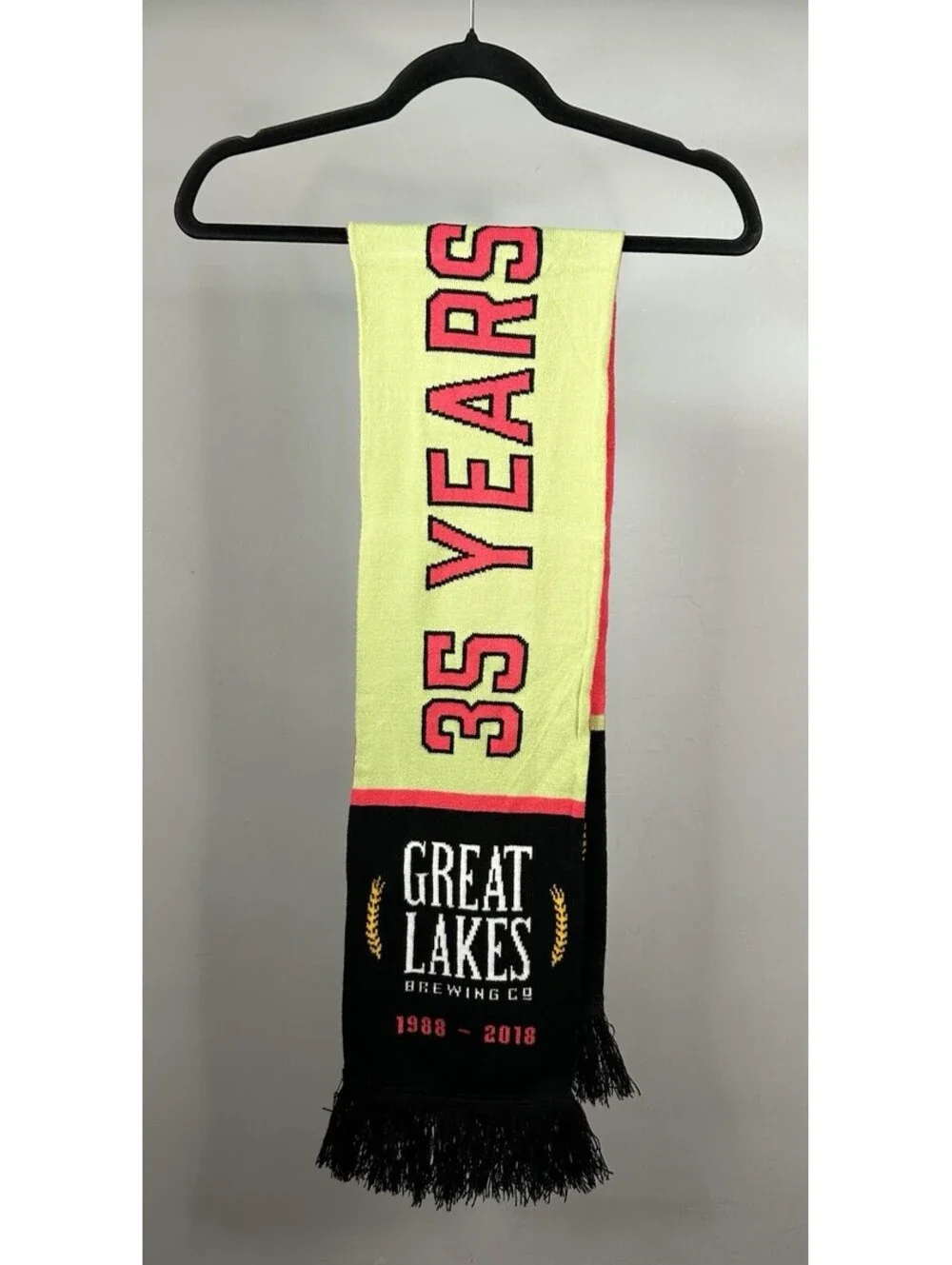 Great Lakes Brewing 1988-2018 Winking Lizard Tavern Scarf 35 Years